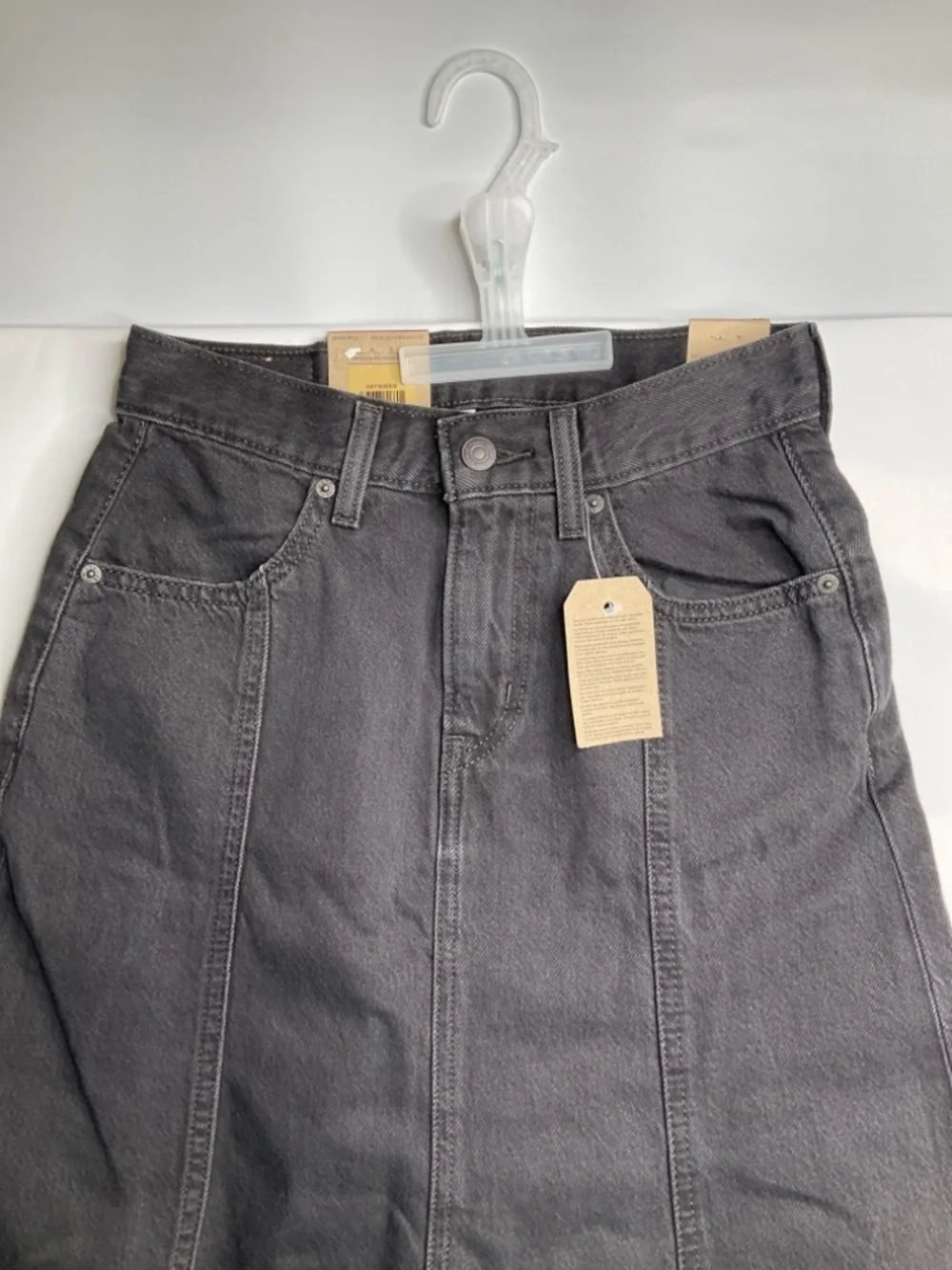 Y2K Levi’s Denim Flare, Maxi, Mermaid Skirt woman’s size 25.waist (100)